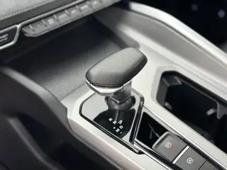 Geely Preface 2023 2.0T Solo esta versión verde interior foto 13