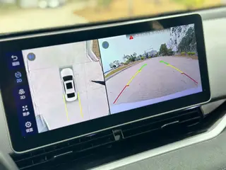 Geely Preface 2023 2.0T Solo esta versión verde interior foto 15