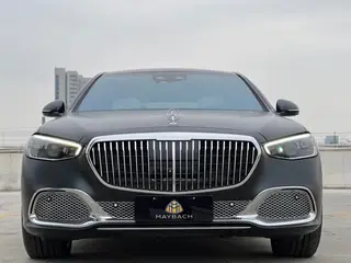 Mercedes-Benz Mercedes-Maybach S-Class 2022 S 680 4MATIC Première version ingénieuse extérieur photo 2 Mercedes-Benz Mercedes-Maybach S-Class 2022 S 680 4MATIC Première version ingénieuse extérieur photo 2