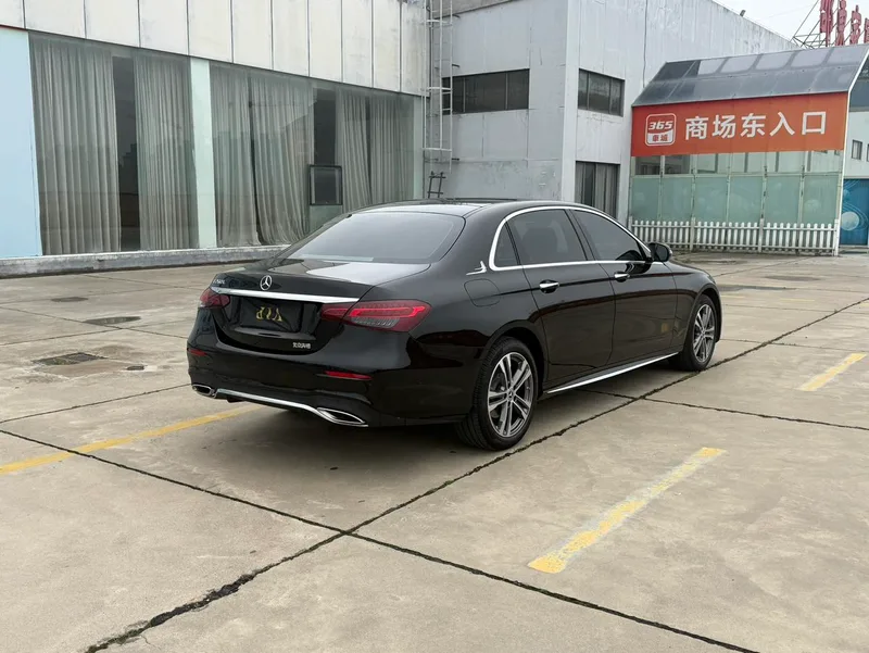 Mercedes-Benz E-Class 2022 Restyling E 260 L sports car exterior photo 5