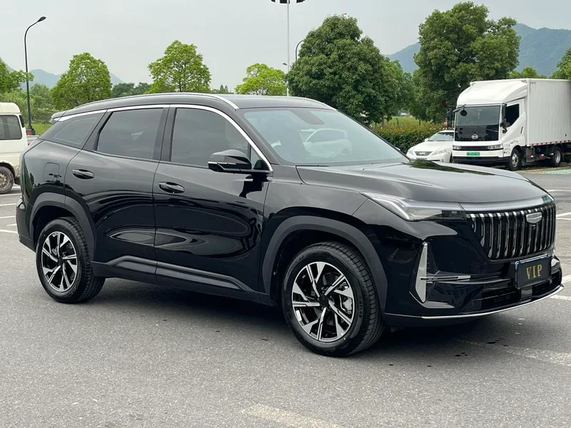 Geely Boyue L 2025 Fourth generation 1.5TD DCT Mountains and rivers exterior photo 3 Geely Boyue L 2025 Fourth generation 1.5TD DCT Mountains and rivers exterior photo 3