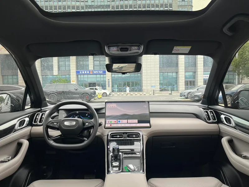 Geely Boyue L 2025 Fourth generation 1.5TD DCT Mountains and rivers exterior photo 6 Geely Boyue L 2025 Fourth generation 1.5TD DCT Mountains and rivers exterior photo 6