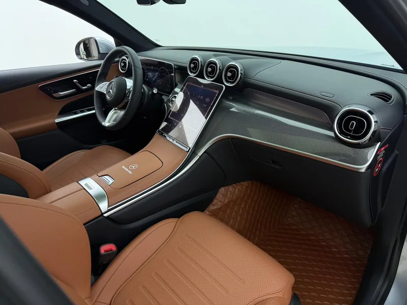 Mercedes-Benz GLC 2023 GLC 260 L 4MATIC Dinámico 5 Asiento interior foto 14 Mercedes-Benz GLC 2023 GLC 260 L 4MATIC Dinámico 5 Asiento interior foto 14
