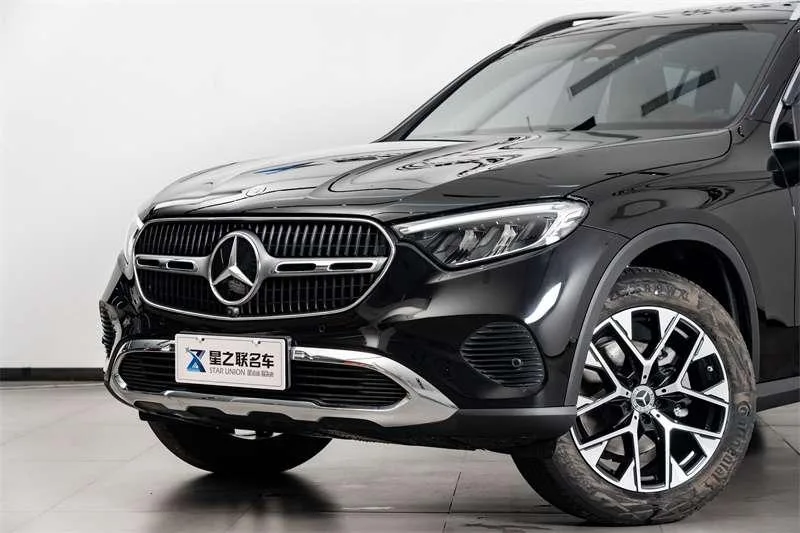 Mercedes-Benz GLC 2026 GLC 260 L 4MATIC Classic Edition 5 seat (2026.3 Production halt) exterior photo 3 Mercedes-Benz GLC 2026 GLC 260 L 4MATIC Classic Edition 5 seat (2026.3 Production halt) exterior photo 3
