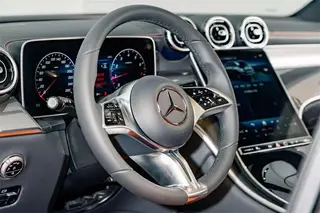 Mercedes-Benz GLC 2026 GLC 260 L 4MATIC Classic Edition 5 seat (2026.3 Production halt) exterior photo 10 Mercedes-Benz GLC 2026 GLC 260 L 4MATIC Classic Edition 5 seat (2026.3 Production halt) exterior photo 10