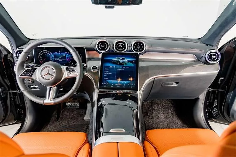 Mercedes-Benz GLC 2026 GLC 260 L 4MATIC Classic Edition 5 seat (2026.3 Production halt) interior photo 13 Mercedes-Benz GLC 2026 GLC 260 L 4MATIC Classic Edition 5 seat (2026.3 Production halt) interior photo 13