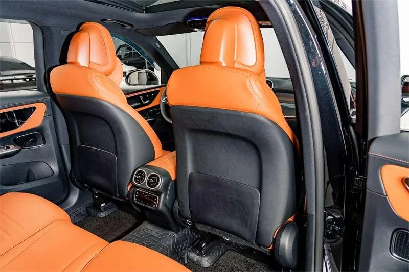 Mercedes-Benz GLC 2026 GLC 260 L 4MATIC Classic Edition 5 seat (2026.3 Production halt) interior photo 18 Mercedes-Benz GLC 2026 GLC 260 L 4MATIC Classic Edition 5 seat (2026.3 Production halt) interior photo 18
