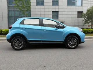 Geely Vision X3 2021 PRO 1.5L CVT Acabado premium exterior foto 4 Geely Vision X3 2021 PRO 1.5L CVT Acabado premium exterior foto 4