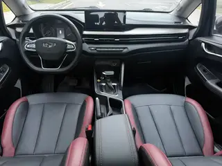 Geely Vision X3 2021 PRO 1.5L CVT Acabado premium interior foto 17 Geely Vision X3 2021 PRO 1.5L CVT Acabado premium interior foto 17