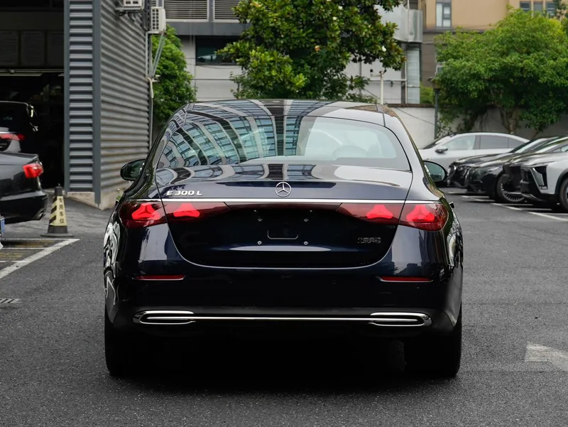 Mercedes-Benz E-Class 2024 E 300 L Luxury type Passenger car exterior photo 5