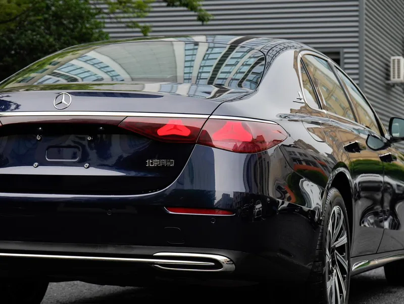 Mercedes-Benz E-Class 2024 E 300 L Luxury type Passenger car exterior photo 8