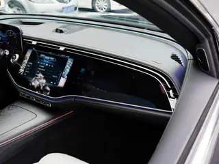 Mercedes-Benz E-Class 2024 E 300 L Luxury type Passenger car interior photo 16