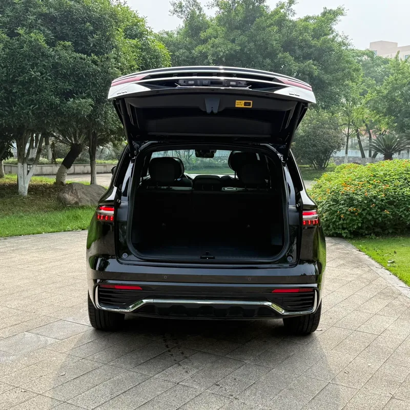 Geely Monjaro 2025 2.0TD Alta potencia automática de tracción en dos ruedas Oriental Yao Lanxing Edition exterior foto 5 Geely Monjaro 2025 2.0TD Alta potencia automática de tracción en dos ruedas Oriental Yao Lanxing Edition exterior foto 5