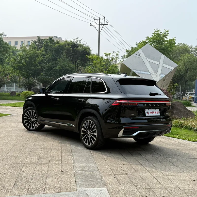 Geely Monjaro 2025 2.0TD Alta potencia automática de tracción en dos ruedas Oriental Yao Lanxing Edition exterior foto 8 Geely Monjaro 2025 2.0TD Alta potencia automática de tracción en dos ruedas Oriental Yao Lanxing Edition exterior foto 8