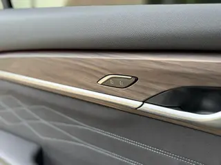 Geely Monjaro 2025 2.0TD Alta potencia automática de tracción en dos ruedas Oriental Yao Lanxing Edition interior foto 17 Geely Monjaro 2025 2.0TD Alta potencia automática de tracción en dos ruedas Oriental Yao Lanxing Edition interior foto 17