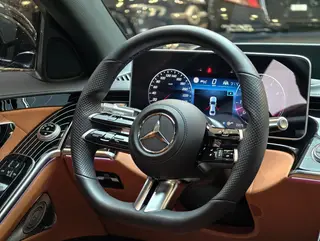 Mercedes-Benz S-Class 2023 S 500 L 4MATIC interior photo 15 Mercedes-Benz S-Class 2023 S 500 L 4MATIC interior photo 15