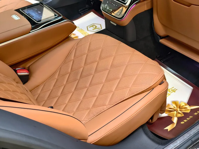 Mercedes-Benz S-Class 2023 S 500 L 4MATIC interior photo 20 Mercedes-Benz S-Class 2023 S 500 L 4MATIC interior photo 20