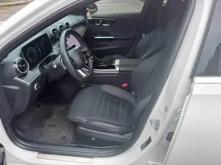 Mercedes-Benz C-Class 2023 Модификация C 200 L Спортивная версия интерьер фото 6