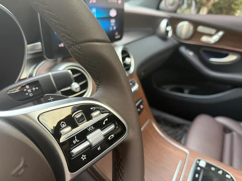 Mercedes-Benz GLC 2021 GLC 300 L 4MATIC Люксовый интерьер фото 11