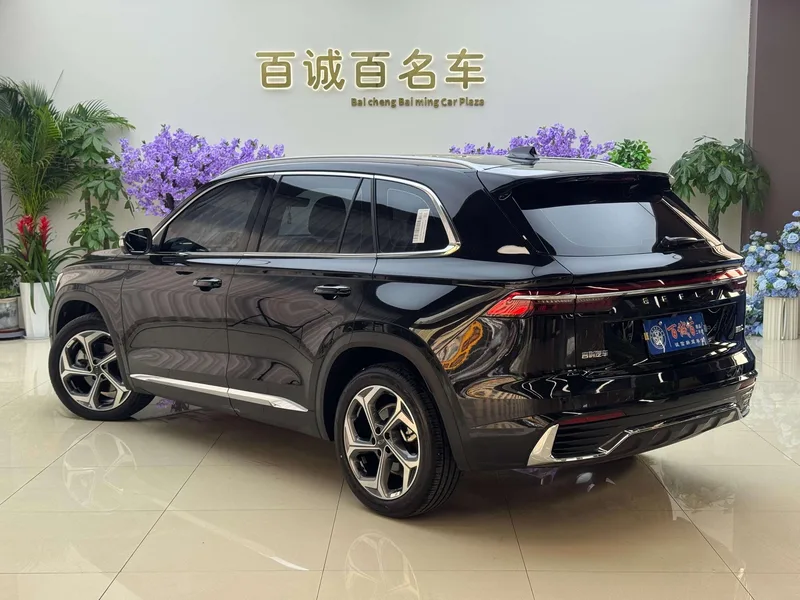 Geely Monjaro 2024 2.0TD DCT EVO Version Longfeng à deux roues motrices extérieur photo 5 Geely Monjaro 2024 2.0TD DCT EVO Version Longfeng à deux roues motrices extérieur photo 5