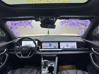 Geely Monjaro 2024 2.0TD DCT EVO Version Longfeng à deux roues motrices intérieur photo 15 Geely Monjaro 2024 2.0TD DCT EVO Version Longfeng à deux roues motrices intérieur photo 15