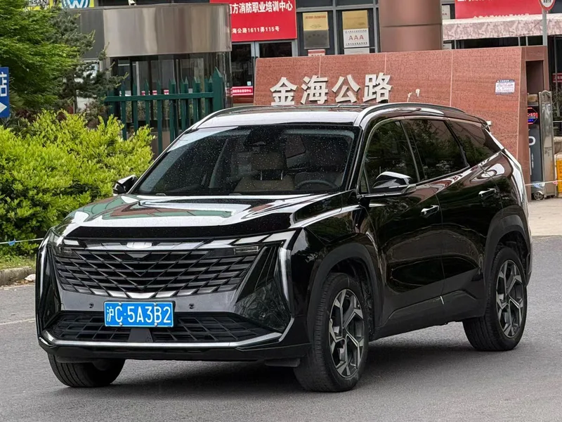 Geely Boyue L 2023 1.5TD DCT Finition premium extérieur photo 1 Geely Boyue L 2023 1.5TD DCT Finition premium extérieur photo 1
