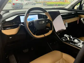 Geely Boyue L 2023 1.5TD DCT Finition premium extérieur photo 4 Geely Boyue L 2023 1.5TD DCT Finition premium extérieur photo 4