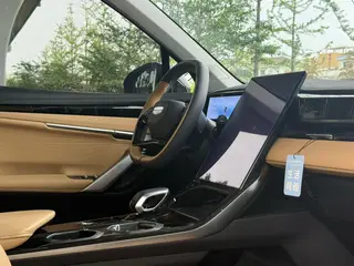 Geely Boyue L 2023 1.5TD DCT Finition premium intérieur photo 6 Geely Boyue L 2023 1.5TD DCT Finition premium intérieur photo 6