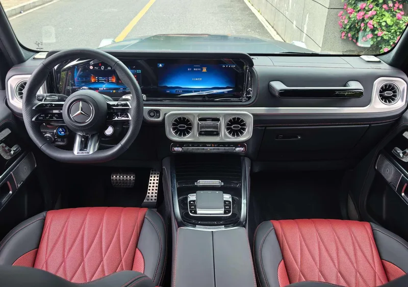 Mercedes-Benz Mercedes-AMG G-Class 2025 AMG G 63 extérieur photo 4