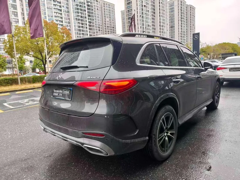 Mercedes-Benz GLC 2025 GLC 260 L 4MATIC Dynamic 5 seat exterior photo 5
