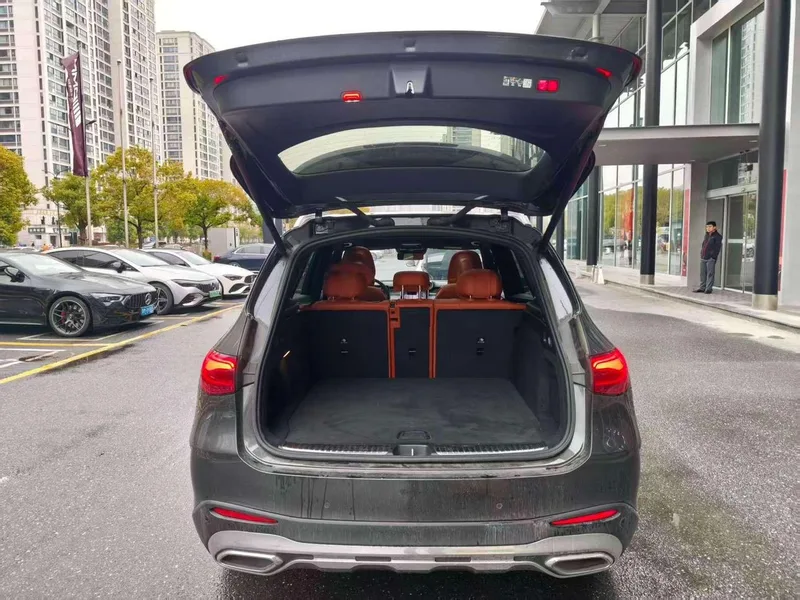 Mercedes-Benz GLC 2025 GLC 260 L 4MATIC Dynamic 5 seat exterior photo 7
