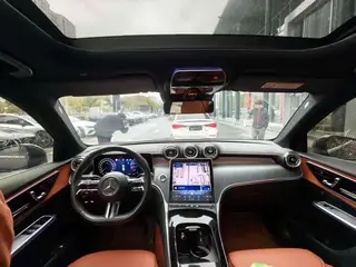 Mercedes-Benz GLC 2025 GLC 260 L 4MATIC Dynamic 5 seat interior photo 11