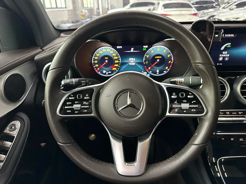 Mercedes-Benz GLC 2022 Three changes GLC 260 L 4MATIC Dynamic interior photo 14