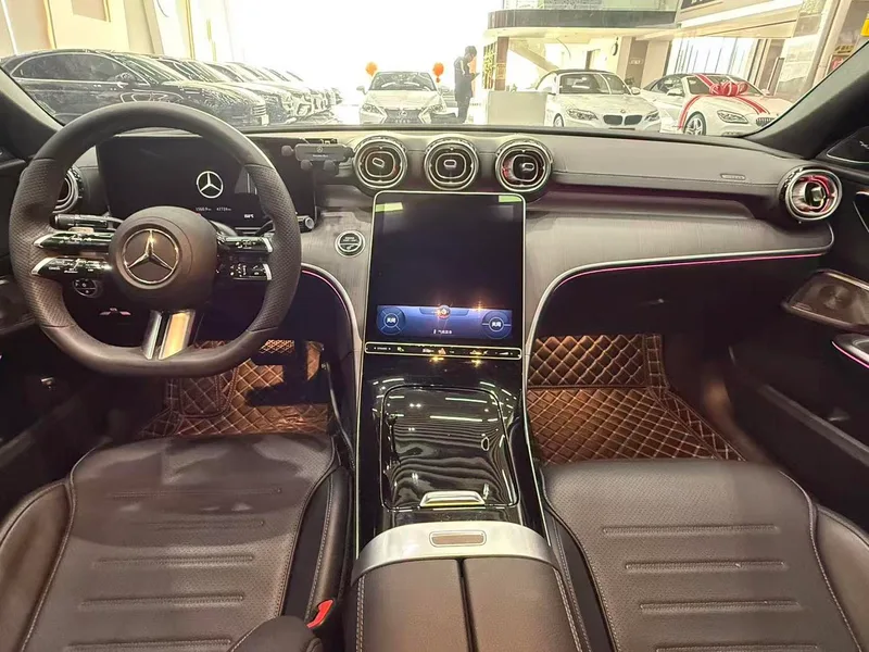 Mercedes-Benz C-Class 2022 C 260 L Хао Ночная спортивная версия интерьер фото 7