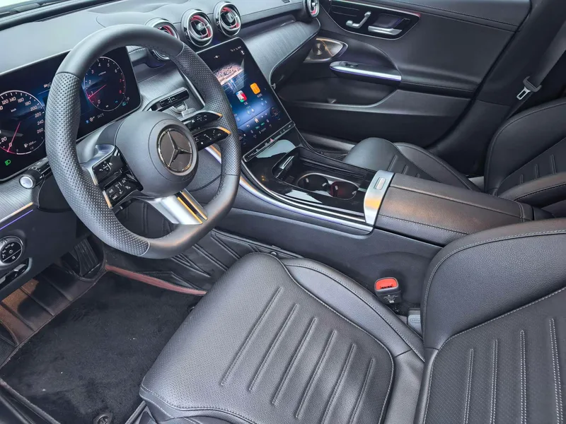 Mercedes-Benz C-Class 2025 C 260 L Edición deportiva Haoye interior foto 12 Mercedes-Benz C-Class 2025 C 260 L Edición deportiva Haoye interior foto 12