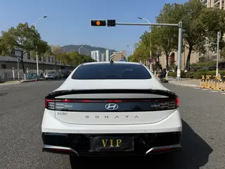 Hyundai Sonata 2024 1.5T Pro extérieur photo 5 Hyundai Sonata 2024 1.5T Pro extérieur photo 5
