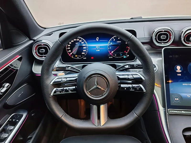 Mercedes-Benz C-Class 2025 Reforma C 260 L Versión deportiva interior foto 13 Mercedes-Benz C-Class 2025 Reforma C 260 L Versión deportiva interior foto 13