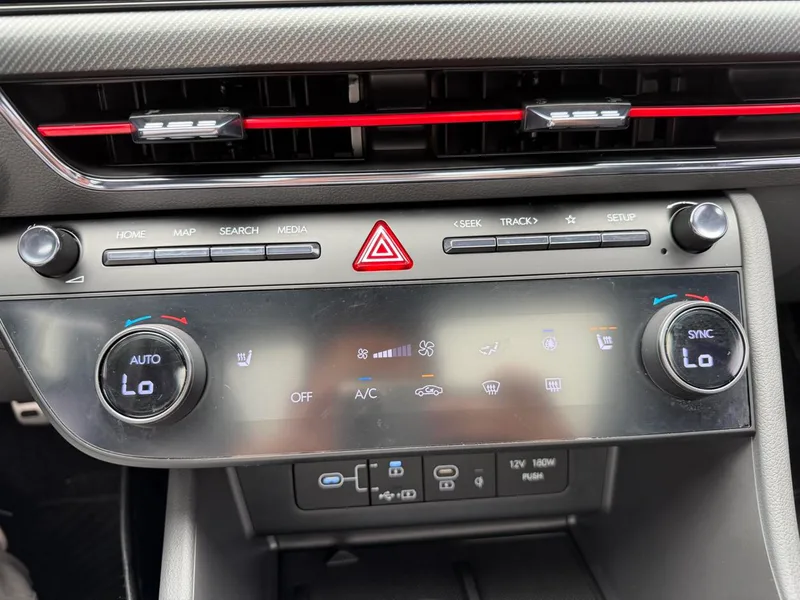 Hyundai Sonata 2024 2.0T N Line Air interior photo 14
