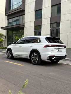 Geely Monjaro 2024 2.0TD High-power automatic two-wheel drive skyline version exterior photo 2 Geely Monjaro 2024 2.0TD High-power automatic two-wheel drive skyline version exterior photo 2