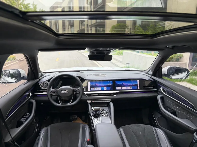 Geely Monjaro 2024 2.0TD High-power automatic two-wheel drive skyline version interior photo 7 Geely Monjaro 2024 2.0TD High-power automatic two-wheel drive skyline version interior photo 7