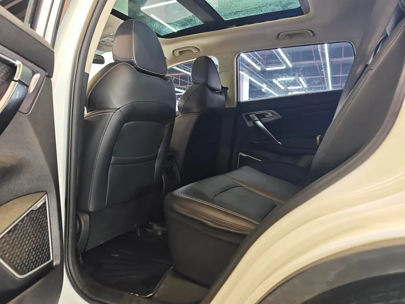 Geely Boyue 2021 1.8TD DCT Two-Drive Asian Games Comfort Edition interior photo 18 Geely Boyue 2021 1.8TD DCT Two-Drive Asian Games Comfort Edition interior photo 18