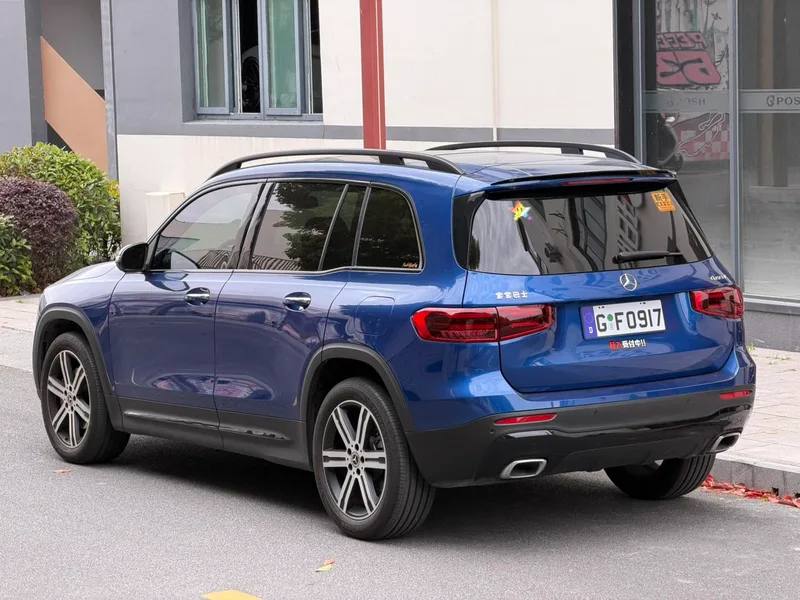 Mercedes-Benz GLB 2024 GLB 220 4MATIC exterior photo 7