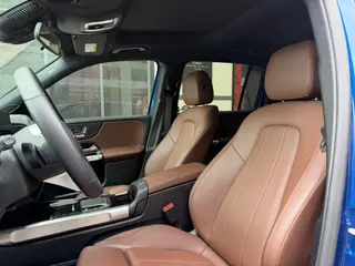 Mercedes-Benz GLB 2024 GLB 220 4MATIC exterior photo 9