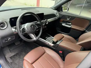 Mercedes-Benz GLB 2024 GLB 220 4MATIC exterior photo 10