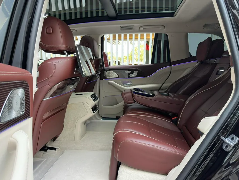 Mercedes-Benz Maybach GLS 2021 GLS 480 4MATIC interior photo 15 Mercedes-Benz Maybach GLS 2021 GLS 480 4MATIC interior photo 15