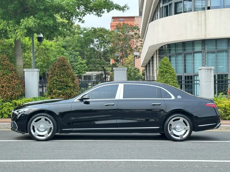 Mercedes-Benz Mercedes-Maybach S-Class 2023 S 480 4MATIC exterior foto 4 Mercedes-Benz Mercedes-Maybach S-Class 2023 S 480 4MATIC exterior foto 4