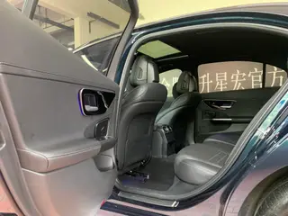 Mercedes-Benz C-Class 2024 C 200 L Sports version exterior photo 5 Mercedes-Benz C-Class 2024 C 200 L Sports version exterior photo 5