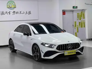 Mercedes-Benz A-Class AMG 2024 Mise à jour AMG A 35 L 4MATIC extérieur photo 3 Mercedes-Benz A-Class AMG 2024 Mise à jour AMG A 35 L 4MATIC extérieur photo 3