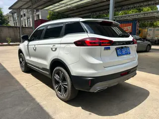 Geely Boyue 2022 1.8TD DCT Тип Чжия экстерьер фото 4 Geely Boyue 2022 1.8TD DCT Тип Чжия экстерьер фото 4