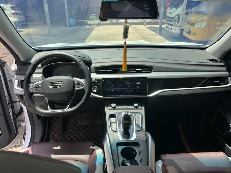 Geely Boyue 2022 1.8TD DCT Тип Чжия интерьер фото 7 Geely Boyue 2022 1.8TD DCT Тип Чжия интерьер фото 7